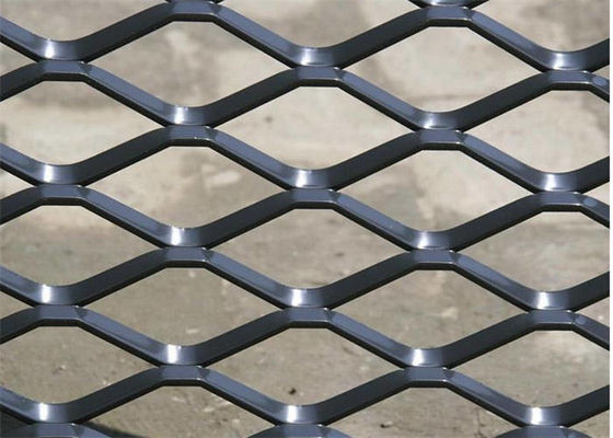 kualitas  Mild Steel Expanded Metal Hexagonal Easy Install For Scaffolding pabrik