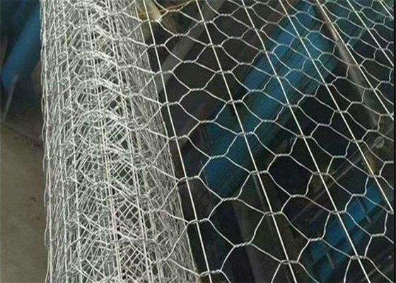Kotak Gabion Galvanis Berat Struktur Padat Keranjang Gabion Diperkuat Untuk Kontrol Erosi