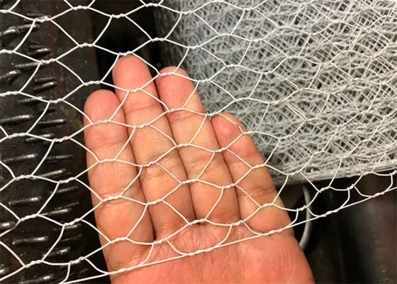 Hot Dip Galvanized Setelah Tenun Hexagonal Wire Mesh Untuk Perlindungan Slope